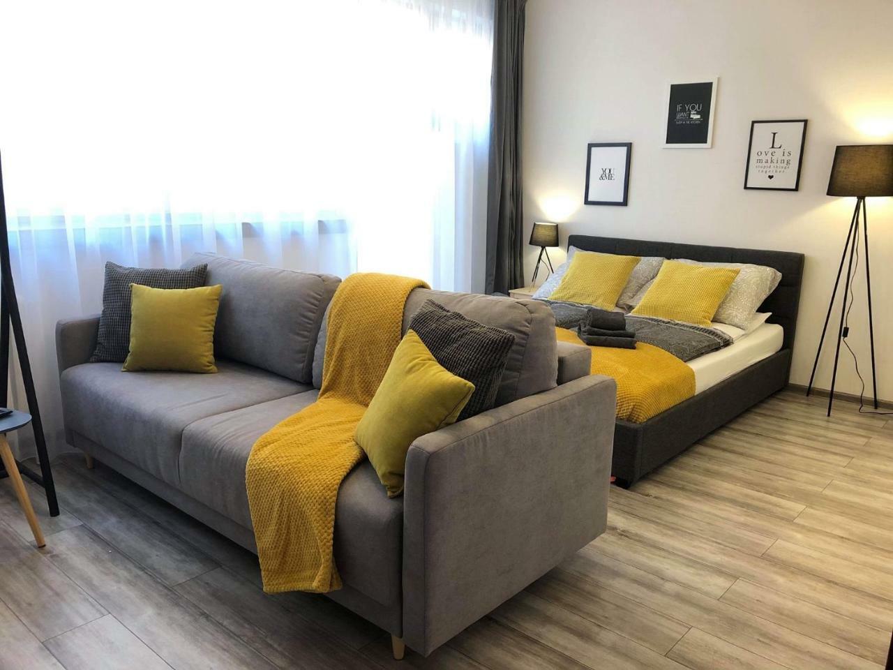 Apartament Szczesliwa 13 - Plac Ratuszowy Єленя-Ґура Екстер'єр фото