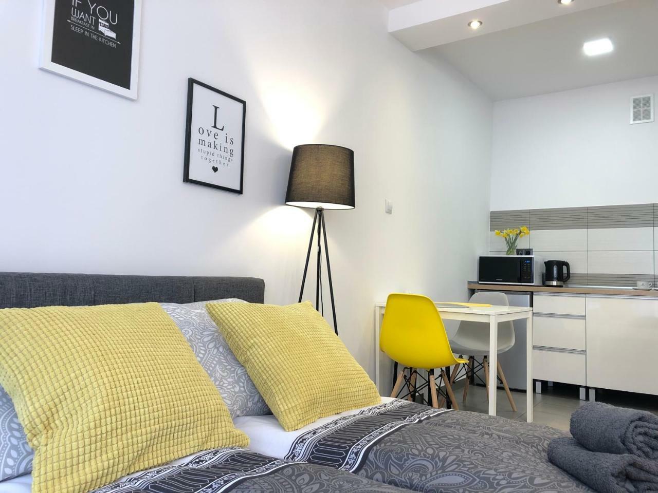 Apartament Szczesliwa 13 - Plac Ratuszowy Єленя-Ґура Екстер'єр фото
